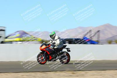 media/Jan-09-2022-SoCal Trackdays (Sun) [[2b1fec8404]]/Front Straight Speed Shots (1pm)/